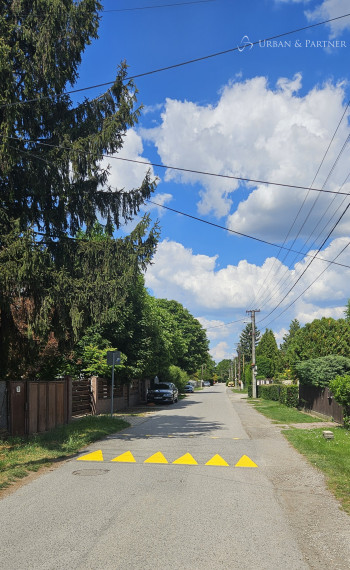 Investičný pozemok na predaj pri Bratislave v obci Zálesie