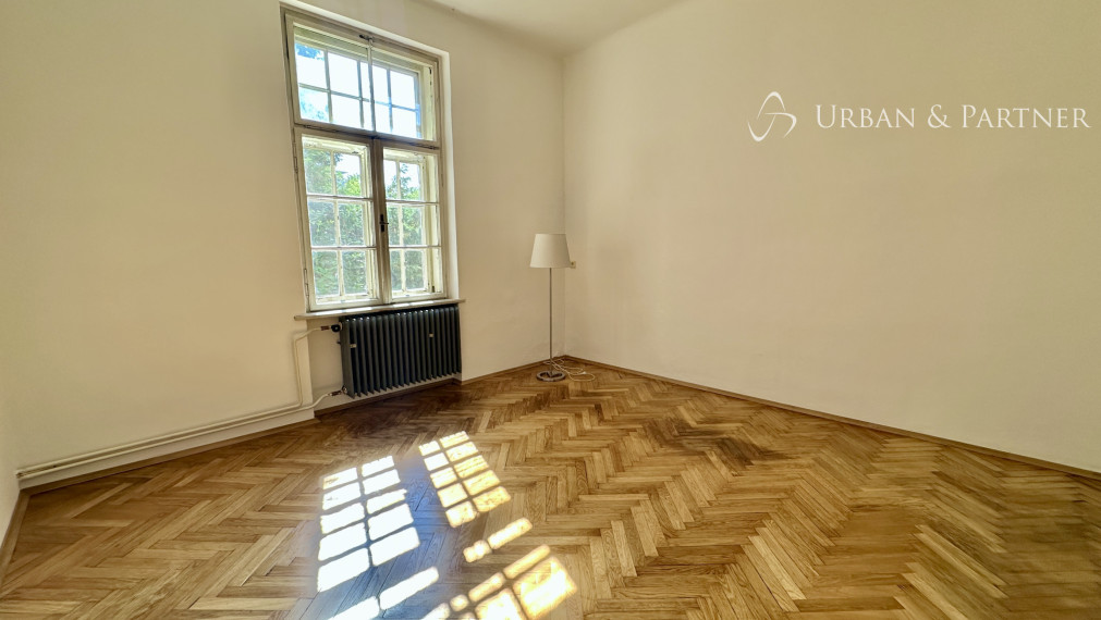 Len u nás v ponuke: Predaj 3 izbového bytu v mestskej vile na začiatku ulici Devínska cesta