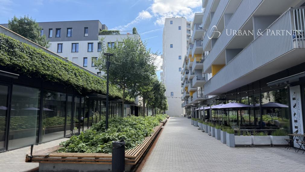 Obchodný priestor 80m2, lokalita MLYNSKÉ NIVY