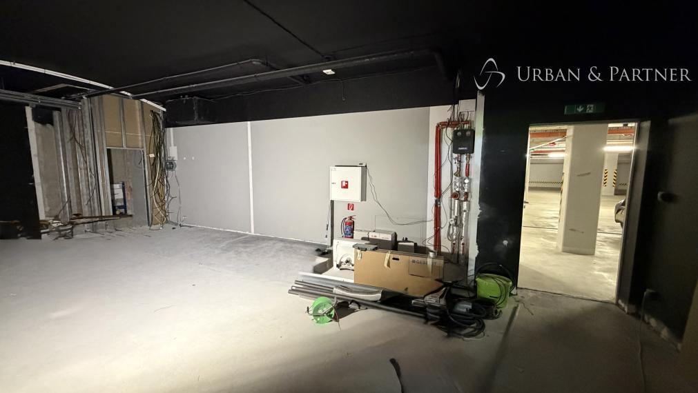 Obchodný priestor 80m2, lokalita MLYNSKÉ NIVY