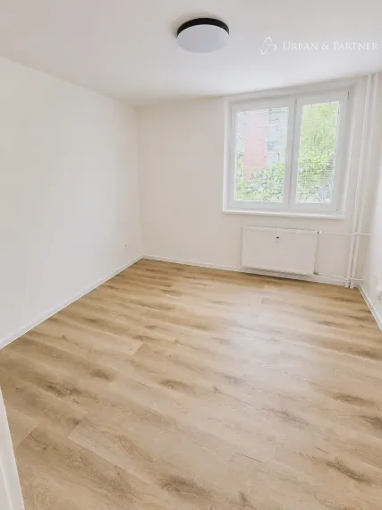 NA PREDAJ |   3-IZBOVÝ BYT | 70 m² | TRENČÍN