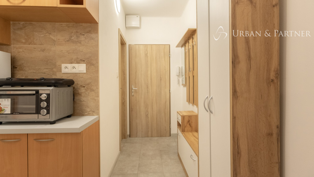 NA PREDAJ | INVESTIČNÝ 1 IZBOVÝ BYT | JUH | TRENČÍN 29 m2