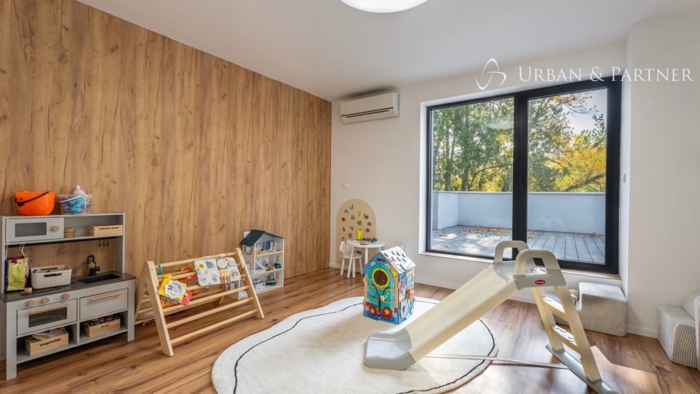 LUXUSNÝ 4-IZBOVÝ APARTMÁN | 176 M² + 2 TERASY | PIEŠŤANY