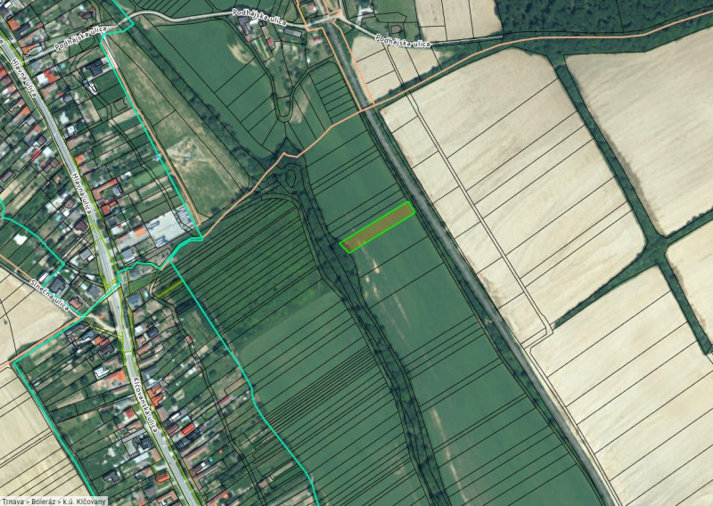 Pozemok na predaj v blízkosti obce Boleráz